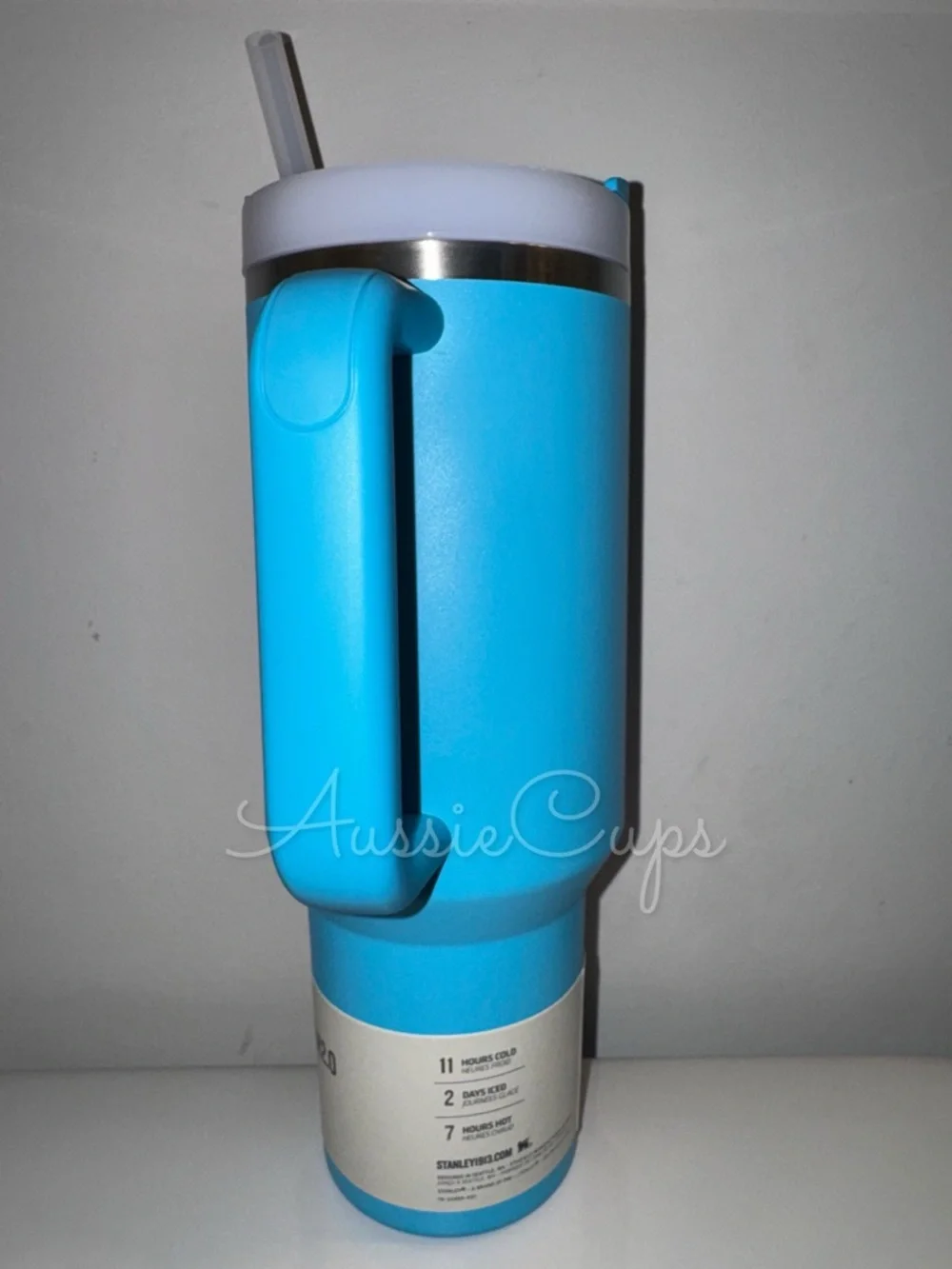 Stanley Splash 40 oz Quencher H2.0 Tumbler - Bright Blue Color, Great for Summer - Picture 3 of 8